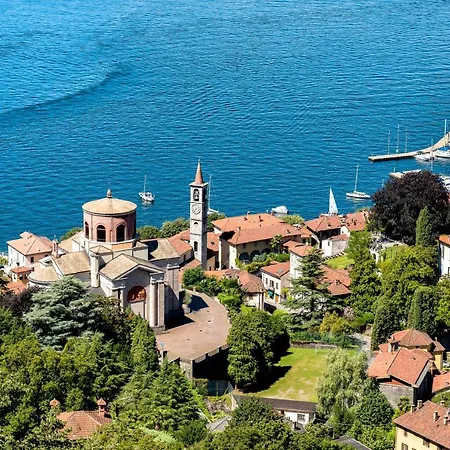 Casa Serena: Orta View Porch And Garden - Happy