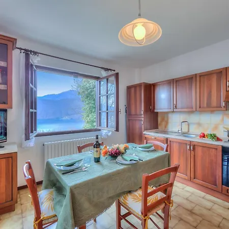 Дом отдыха Casa Serena Park And View - Happy *